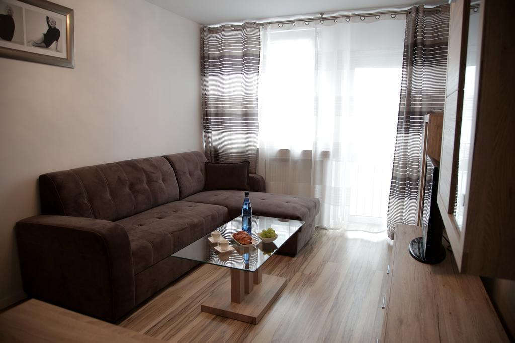 Central Suites&Studios Varsavia Esterno foto